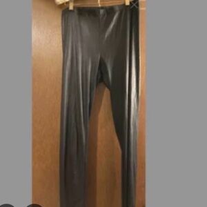 Betsey Johnson liquid leather leggings, M
